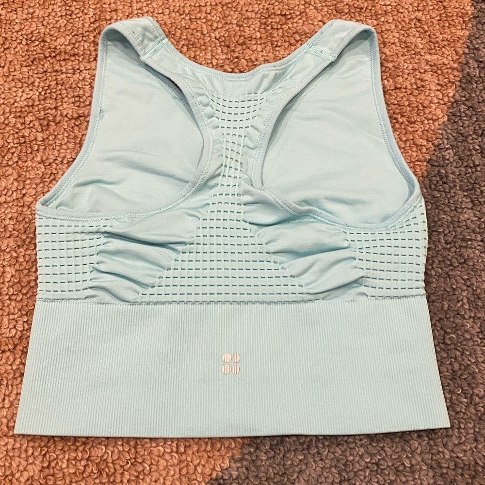 Sweaty Betty Stamina Longline Sports Bra Ice Blue - Picture 2 of 6